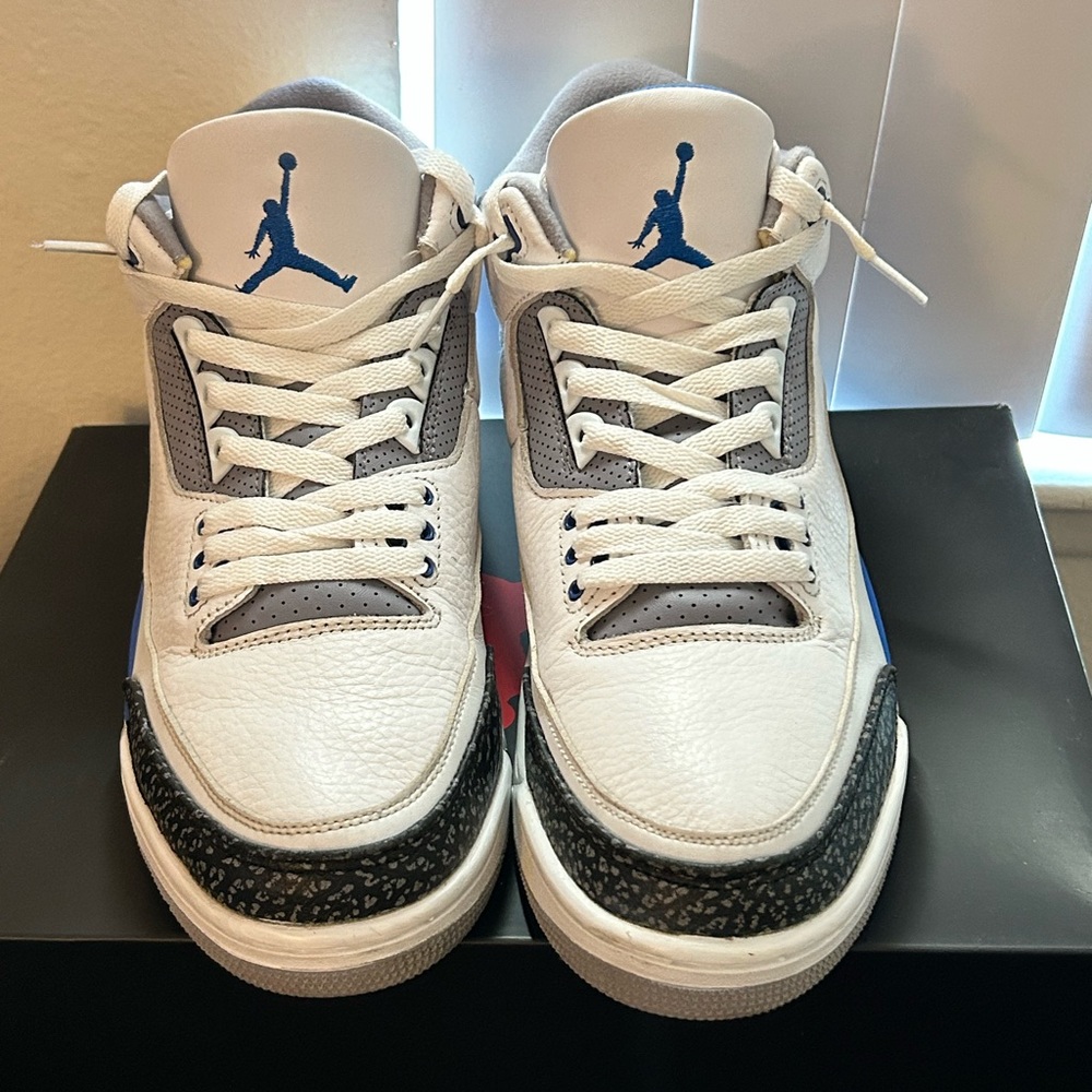 Jordan 3 - Picture 4 of 5
